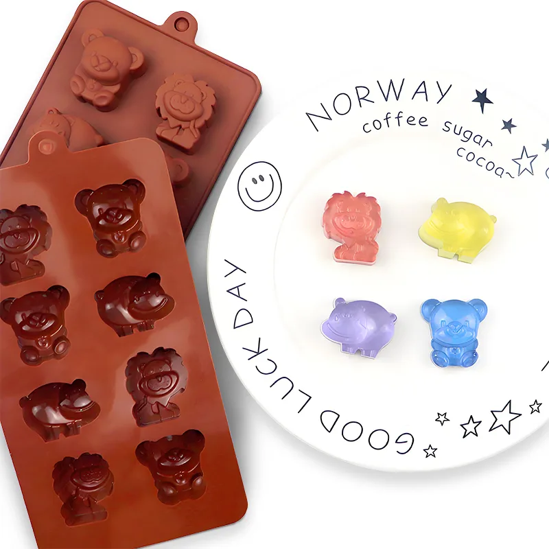 8-Cavity Animal Cake Mold