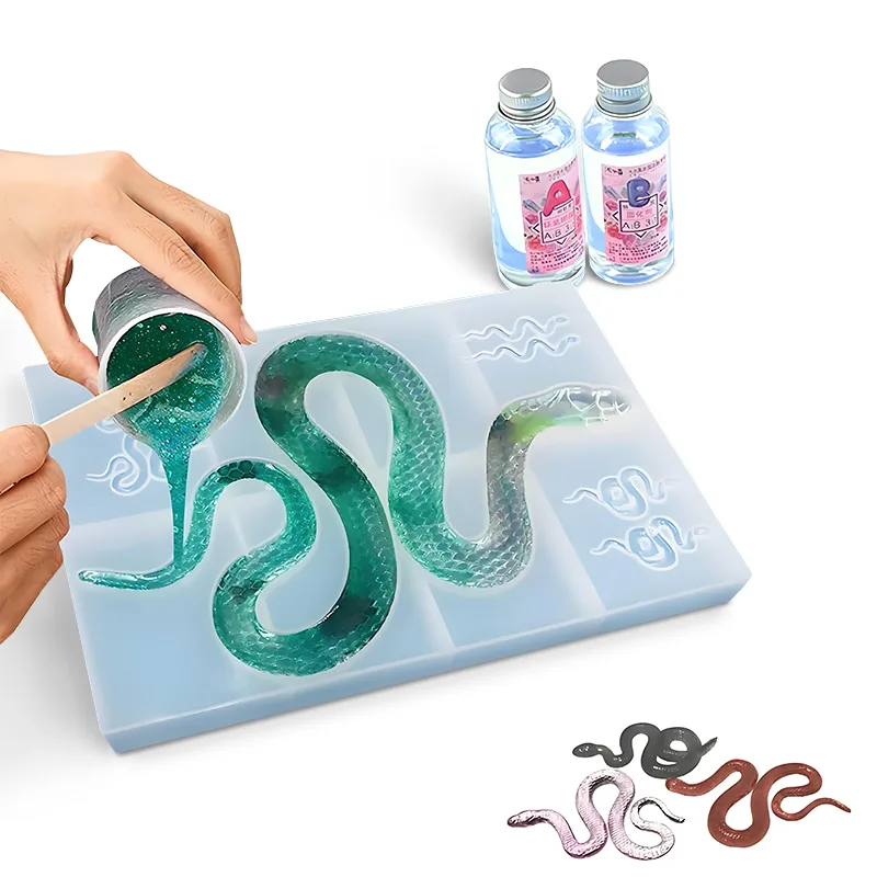 Cobra Mold